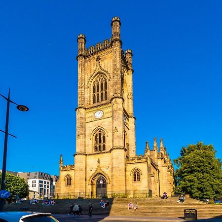 Stylish Apartment Located In The City Centre Of Liverpool Exterior photo