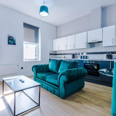 Stylish Apartment Located In The City Centre Of Liverpool Exterior photo