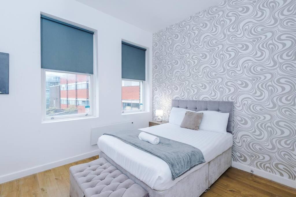 Stylish Apartment Located In The City Centre Of Liverpool Exterior photo